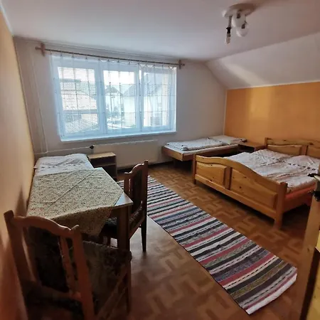Apartmanovy Dom